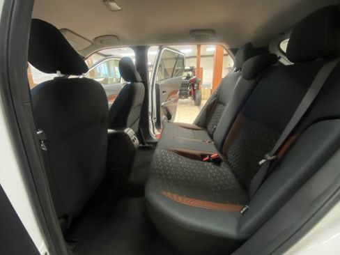 Used 2023 Nissan Kicks SR image 14