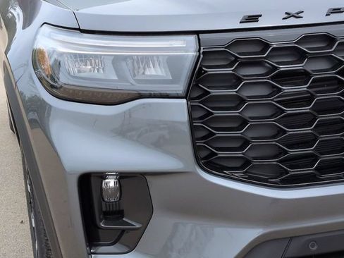 New 2026 Ford Explorer ST-Line RWD image 9