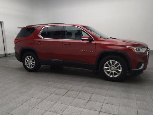 Used 2020 Chevrolet Traverse LT FWD image 11