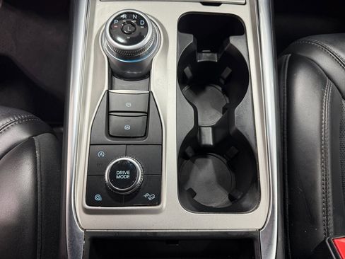 Used 2023 Ford Explorer Platinum w/ Technology Package image 13