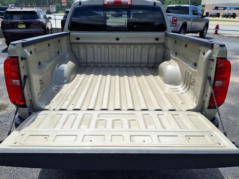Used 2022 Chevrolet Colorado Z71 AWD/4WD image 13