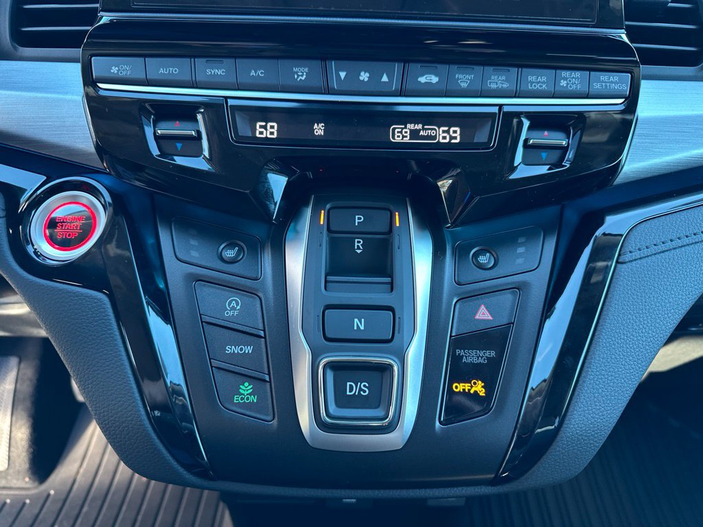 New 2027 Honda Odyssey Touring image 27