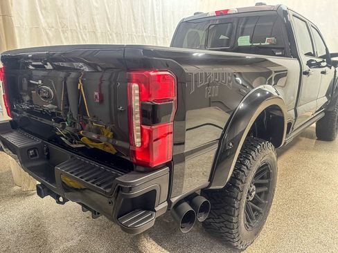 New 2026 Ford F250 Lariat w/ Black Appearance Package image 7