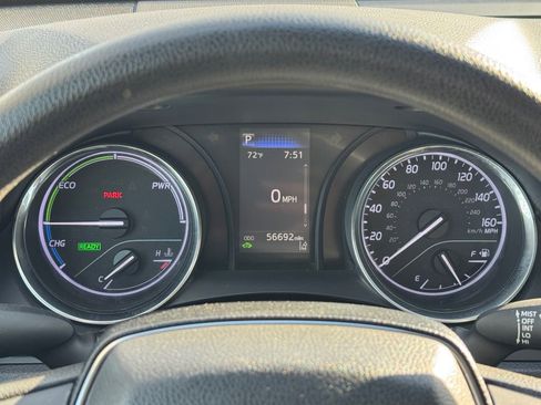 Certified 2019 Toyota Camry LE FWD image 17