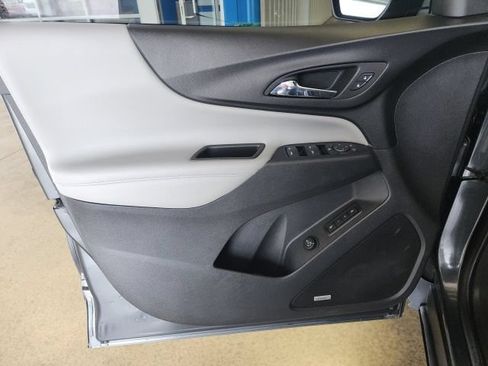 Certified 2020 Chevrolet Equinox Premier FWD image 9