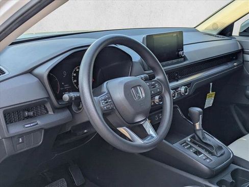 Certified 2024 Honda CR-V EX image 10