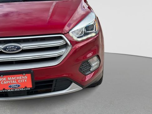 Used 2018 Ford Escape SEL w/ Ford Safe & Smart Package FWD image 11