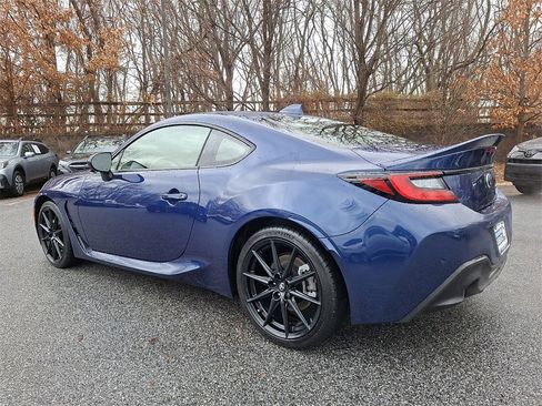 Used 2022 Toyota GR86 Premium image 4