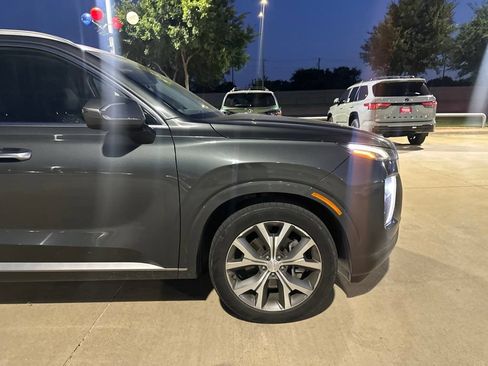 Used 2022 Hyundai Palisade Limited w/ Cargo Package FWD image 11