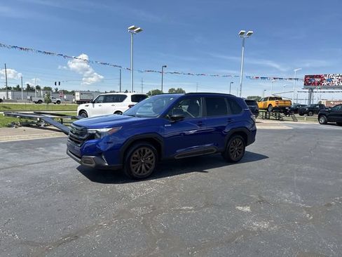 Certified 2025 Subaru Forester Sport AWD/4WD image 2