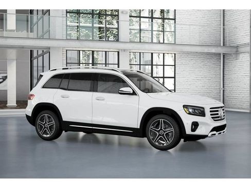 New 2026 Mercedes-Benz GLB 250 4MATIC image 13