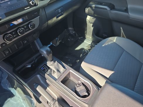 Used 2023 Toyota Tacoma SR image 27