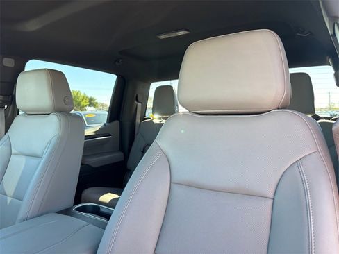 Certified 2023 GMC Sierra 1500 SLT image 14