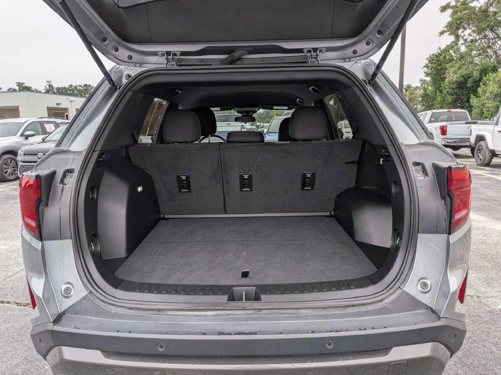 Used 2026 GMC Terrain Elevation FWD image 13