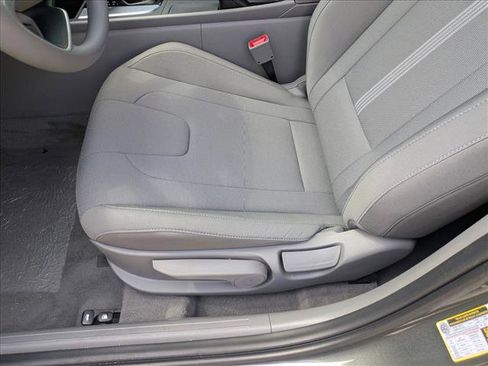 New 2026 Hyundai Elantra SE image 4