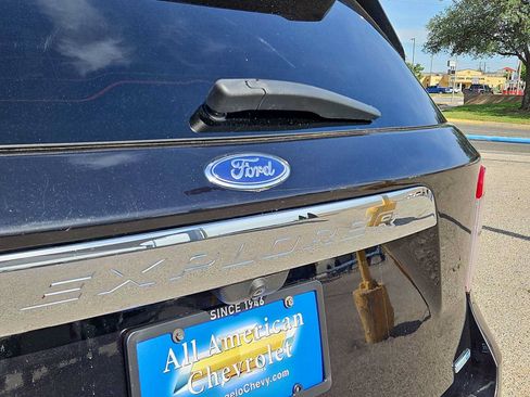 Used 2020 Ford Explorer Limited AWD/4WD image 11