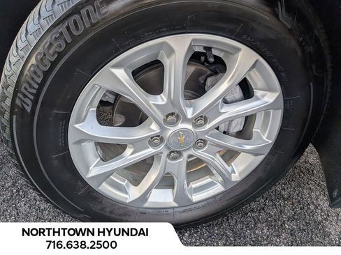 Used 2021 Chevrolet Equinox LT image 46