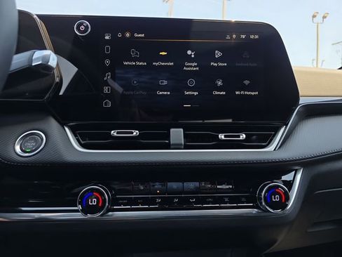 New 2026 Chevrolet Equinox LT w/ Convenience Package II image 21