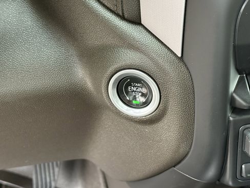 Used 2019 GMC Sierra 1500 SLT image 23