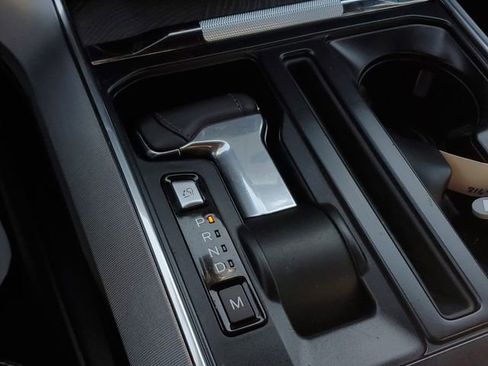 Used 2022 Ford F150 Platinum w/ Equipment Group 701A High image 38