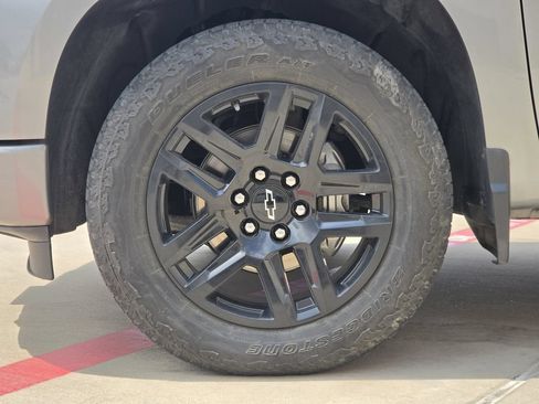 Used 2023 Chevrolet Silverado 1500 Custom RWD image 8