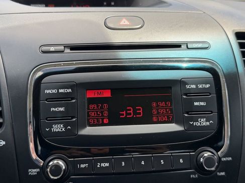 Used 2018 Kia Forte LX FWD image 21