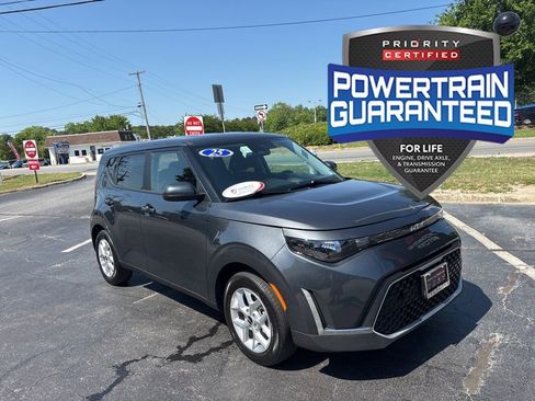 Used 2025 Kia Soul LX w/ LX Technology Package FWD image 1