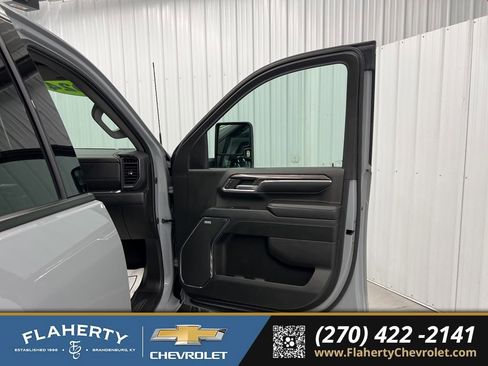 Used 2024 Chevrolet Silverado 2500 LTZ w/ LTZ Plus Package image 14