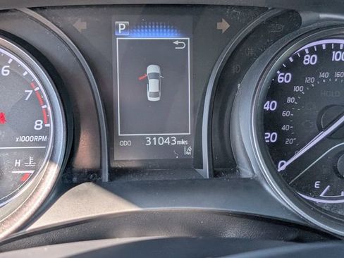 Used 2021 Toyota Camry SE image 20