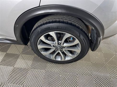 Used 2012 Nissan Juke SL w/ Sport Pkg image 22