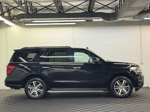 Used 2024 Ford Expedition Limited image 4