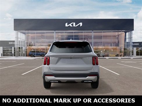 New 2026 Kia Sorento S w/ S Panoramic Sunroof Package image 5