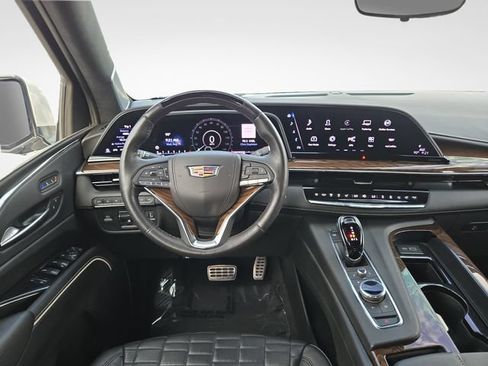 Used 2023 Cadillac Escalade Sport Platinum w/ LPO, ONYX Package AWD/4WD image 10
