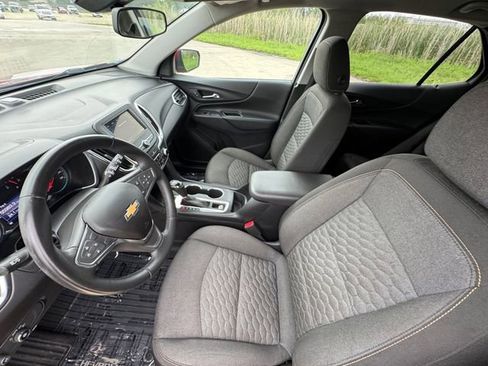 Used 2019 Chevrolet Equinox LT image 28