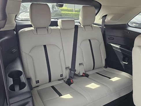 Certified 2024 MAZDA CX-90 Plug-In Hybrid w/ Preferred AWD/4WD image 20