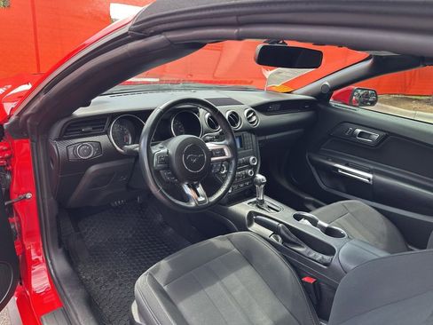 Used 2020 Ford Mustang Convertible image 20