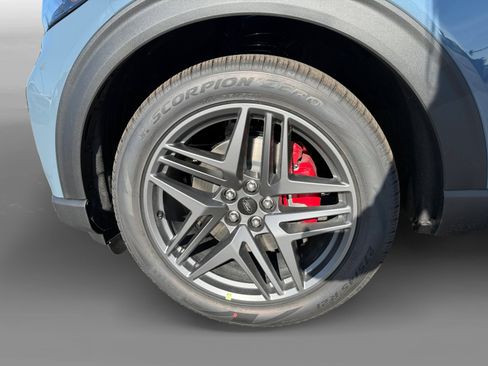 New 2026 Ford Explorer ST w/ Sun And Sound Package image 9