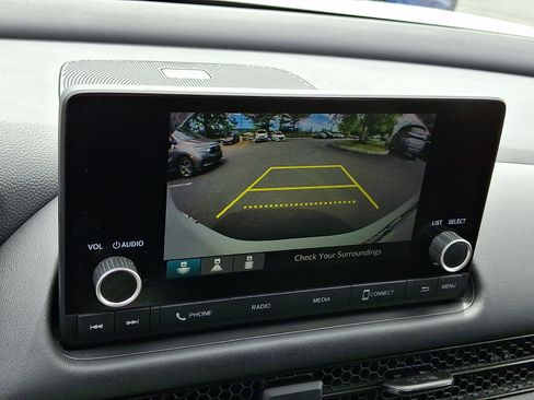 Used 2024 Honda HR-V LX image 17