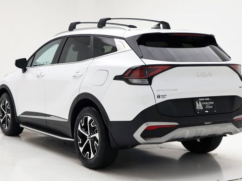 Used 2023 Kia Sportage EX image 7