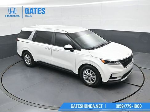 Used 2024 Kia Carnival LX image 49