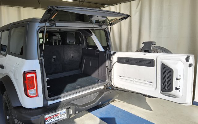 Used 2023 Ford Bronco Black Diamond AWD/4WD image 21