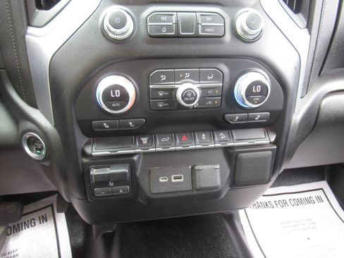 Used 2021 GMC Sierra 2500 SLE w/ SLE Convenience Package AWD/4WD image 26