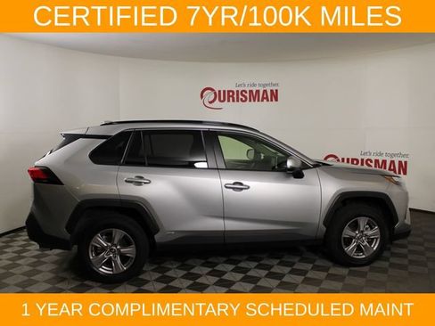 Used 2025 Toyota RAV4 XLE AWD/4WD image 10