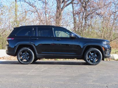 New 2025 Jeep Grand Cherokee Altitude