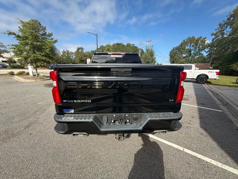 Used 2019 Chevrolet Silverado 1500 LT Trail Boss image 7