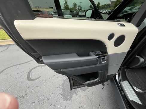 Used 2022 Land Rover Range Rover Sport HSE Silver Edition AWD/4WD image 27