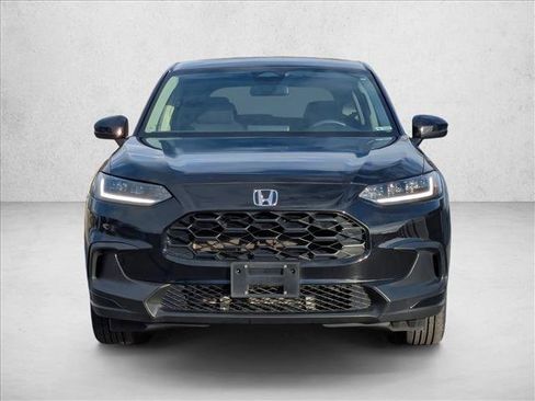 Used 2023 Honda HR-V LX image 2