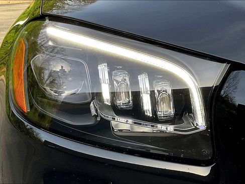 Used 2022 Mercedes-Benz GLS 450 4MATIC image 30