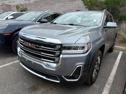 Used 2022 GMC Acadia SLT w/ Preferred Package