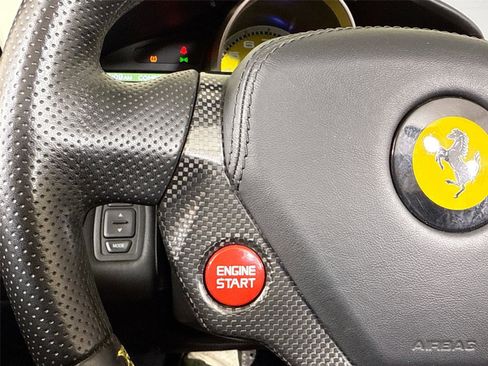 Used 2014 Ferrari California image 15